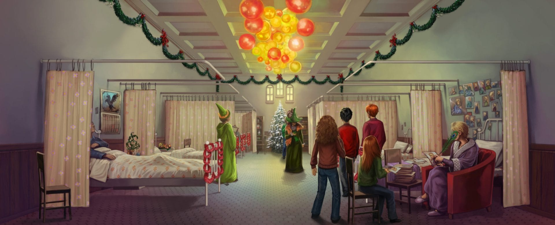 De costas, Hermione, Harry, Rony e Gina visitam Arthur Weasley no Hospital St. Mungus, decorado para o Natal. Todos estão olhando para a avó de Neville, no fundo da imagem. A bruxa tem seu rosto encoberto por seu chapéu.